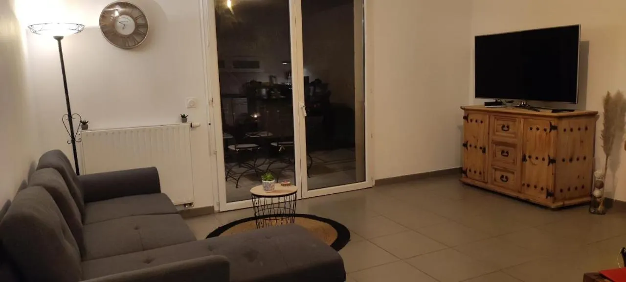 Appartment Jardin Terrasse Chez Charlene 30 Min En Voiture Des Plages Et Du Vieux Port Marsiglia