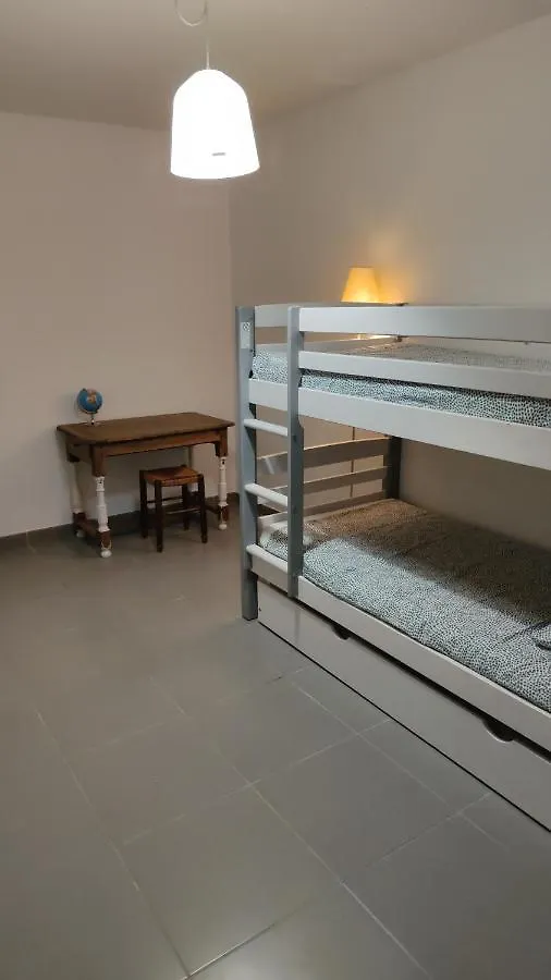 Appartment Jardin Terrasse Chez Charlene 30 Min En Voiture Des Plages Et Du Vieux Port Marsiglia 0*,